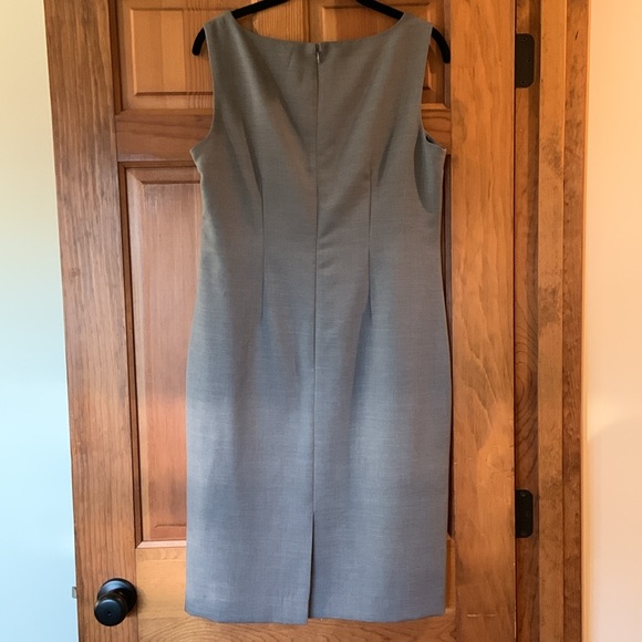 Kasper gray sleeveless dress size 8 - Picture 2 of 4